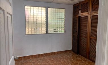 SE ALQUILA CON OPCIÓN A COMPRA CASA LA CHORRERA BARRIO BALBOA