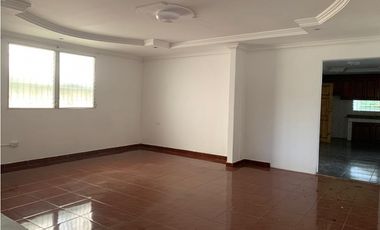 SE ALQUILA CON OPCIÓN A COMPRA CASA LA CHORRERA BARRIO BALBOA