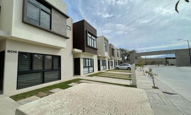 CASA EN VENTA EN PORTOVELA RESIDENCIAL