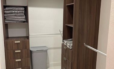 CASA EN VENTA EN PORTOVELA RESIDENCIAL