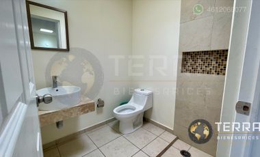 Renta Casa Semi Amueblada En Villa Marino La Cantera Celaya Gto. $9,000 Terreno: