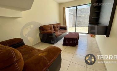 Renta Casa Semi Amueblada En Villa Marino La Cantera Celaya Gto. $9,000 Terreno: