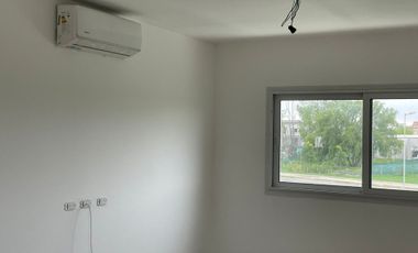 VENTA CASA EN EL CANT&Oacute;N BARRIO ISLAS 5 AMBIENTES