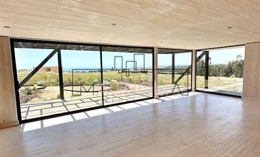 Casa en arriendo de 3 dorm. en Navidad