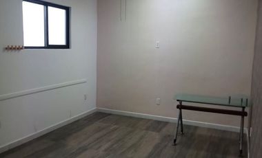 Edificio para oficinas o casa  en avenida