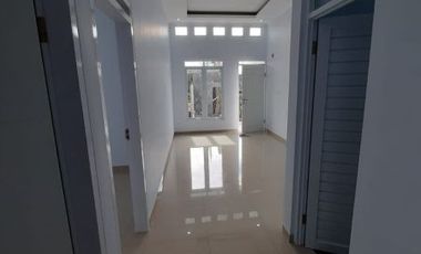 Hunian asri murah cantik nyaman pinggir jalan raya di Cimahi padaasih