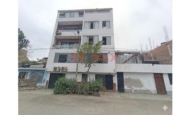 Vendo Departamento En Segundo Piso De 160M2 Cerca Estacion Santa Rosa. Sjl