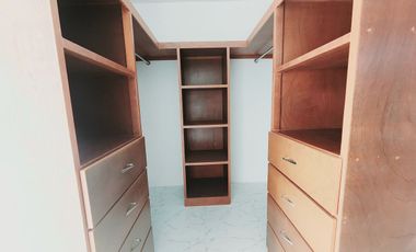 Casa en VENTA con PANELES SOLARES  y ALBERCA fracc lomas del so l
