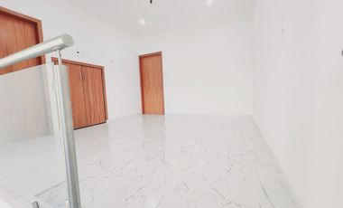 Casa en VENTA con PANELES SOLARES  y ALBERCA fracc lomas del so l