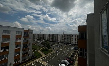 apartamento en arriendo en caminos de pangola. Cod A123072