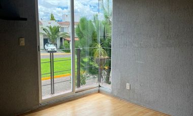 ***Rento Casa en Foresta