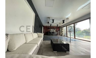 SE VENDE ESPECTACULAR PARCELA EN EL AGARROBAL II