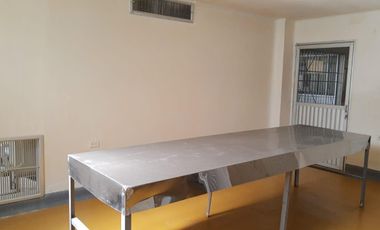 edificio en arriendo en las delicias. Cod A94170