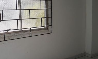 edificio en arriendo en las delicias. Cod A94170