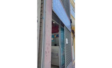 Locales en renta  plaza comercial santa Ana Chiautempan
