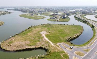 Departamento 2 Ambientes con Vista al Agua. 5° piso. Oceana, Nordelta.