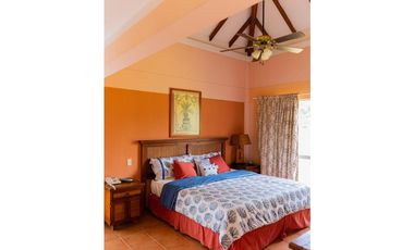 Se VENDE Casa de Playa en Costa Blanca Golf & Village - Rio Hato