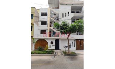 Se Vende Departamento Frente A Parque