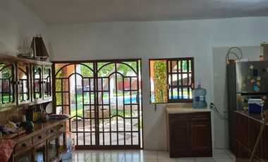 EN VENTA CASA EN ACAPULCO PIE DE LA CUESTA AMPLIO JARDIN A ORILLA DE CARRETERA