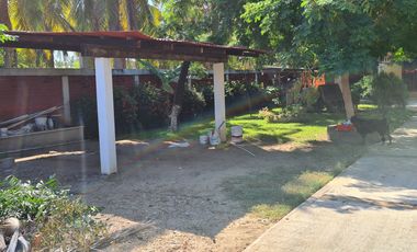 EN VENTA CASA EN ACAPULCO PIE DE LA CUESTA AMPLIO JARDIN A ORILLA DE CARRETERA