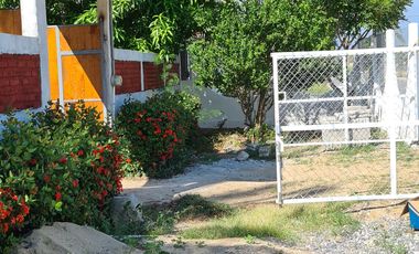 EN VENTA CASA EN ACAPULCO PIE DE LA CUESTA AMPLIO JARDIN A ORILLA DE CARRETERA