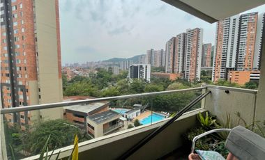 Apartamento en venta Medellin Loma de los Bernal