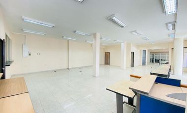 local en arriendo en turbaco. Cod A90760