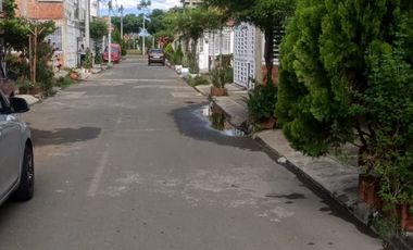 casa en arriendo en las flores. Cod A3161