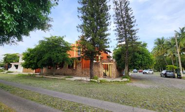 Casa en Venta en Jardines Vista Hermosa, Colima
