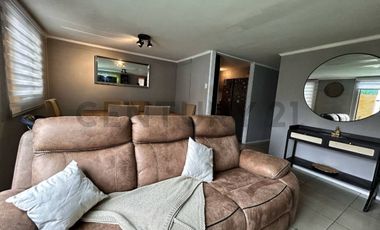 Se vende casa remodelada en Peñuelas