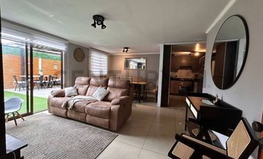 Se vende casa remodelada en Peñuelas