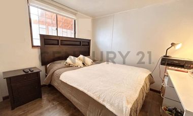 Se vende casa remodelada en Peñuelas