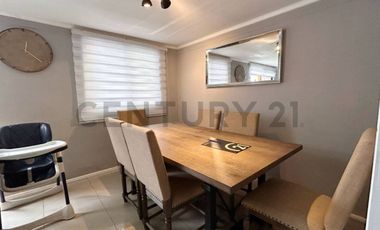 Se vende casa remodelada en Peñuelas