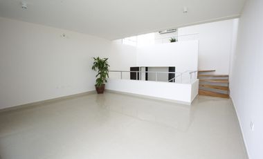 Se Vende Casa Dúplex en Costa Sur $ 393 k AB