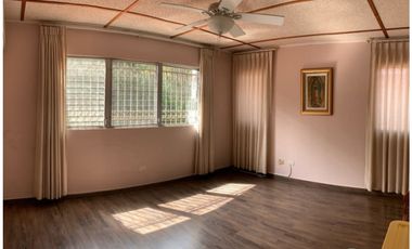 Venta de casa dúplex, La Alameda