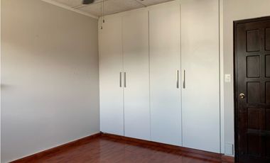 Venta de casa dúplex, La Alameda