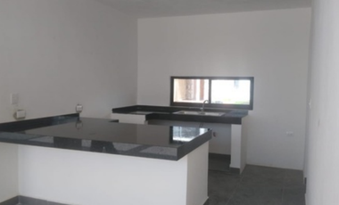 CASA EN VENTA EN PRIVADA PRADERAS DEL MAYAB MOD. TRÉBOL