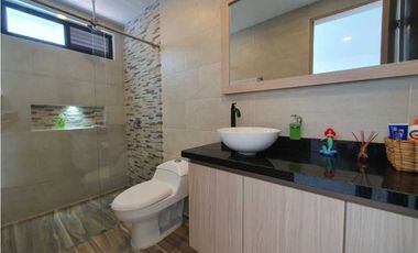 En Venta Casa Campestre Con Piscina Privada En Chinauta
