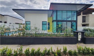 En Venta Casa Campestre Con Piscina Privada En Chinauta