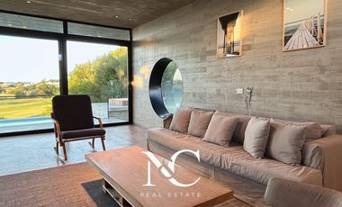 Casa en venta en Costa Esmeralda con vista a la Cancha de Golf
