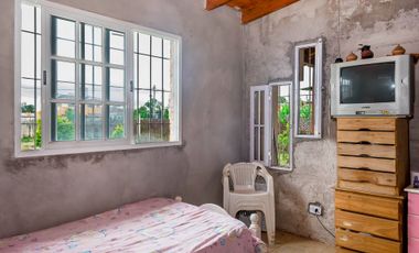 VENTA CASA DE CAMPO RETOÑOS DE COLON PILETA 1 DORM