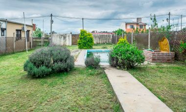 VENTA CASA DE CAMPO RETOÑOS DE COLON PILETA 1 DORM