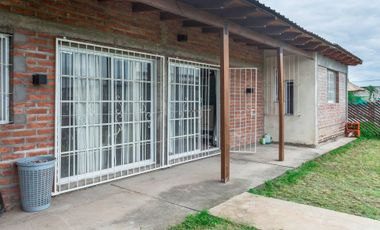 VENTA CASA DE CAMPO RETOÑOS DE COLON PILETA 1 DORM