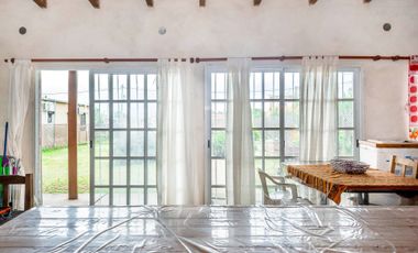VENTA CASA DE CAMPO RETOÑOS DE COLON PILETA 1 DORM