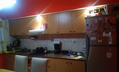 Amplio Triple 4 amb con Cochera