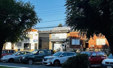 Casa en Venta en Casa frente plaza de armas Curacautin 343 mts 2 casa