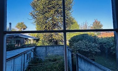 Casa en Venta en Casa frente plaza de armas Curacautin 343 mts 2 casa