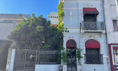 Casa en venta en Quilmes Centro