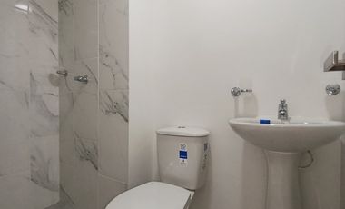 apartamento en arriendo en prados del este. Cod A31795