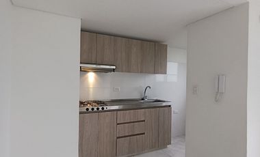 apartamento en arriendo en prados del este. Cod A31795